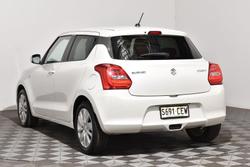 2018 Suzuki Swift GL Navigator