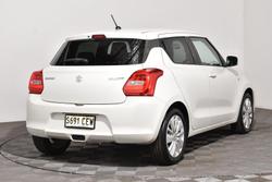 2018 Suzuki Swift GL Navigator
