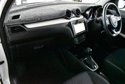 2018 Suzuki Swift GL Navigator