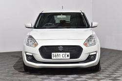 2018 Suzuki Swift GL Navigator