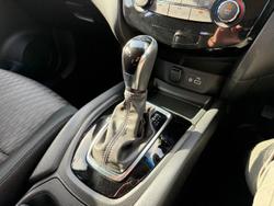 2022 Nissan X-TRAIL ST