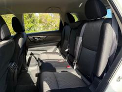 2022 Nissan X-TRAIL ST