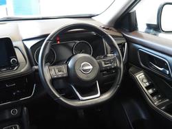 2024 Nissan X-TRAIL ST-L