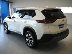 2024 Nissan X-TRAIL ST-L