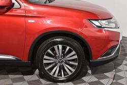 2018 Mitsubishi Outlander ES ADAS