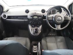 2014 Mazda 2 Neo Sport