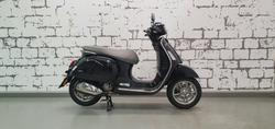 2025 Vespa GTS 300 Classic GTS Black