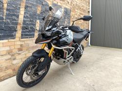 2026 TRIUMPH TIGER 900 DESERT EDITION ROAD GREY
