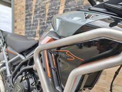 2026 TRIUMPH TIGER 900 DESERT EDITION ROAD GREY