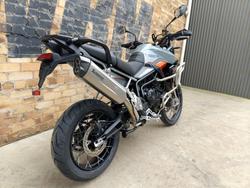 2026 TRIUMPH TIGER 900 DESERT EDITION ROAD GREY