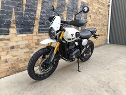 2026 TRIUMPH SCRAMBLER 400 XC DUAL PURPOSE VANILLA