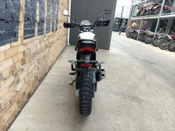 2026 TRIUMPH SCRAMBLER 400 XC DUAL PURPOSE VANILLA