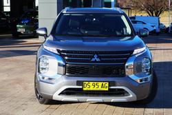 2023 Mitsubishi Outlander Exceed