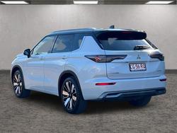 2025 Mitsubishi Outlander