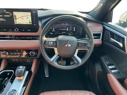 2025 Mitsubishi Outlander