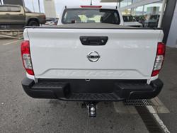 2025 Nissan Navara SL