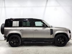 2025 Land Rover Defender 110 D350 X-Dynamic SE