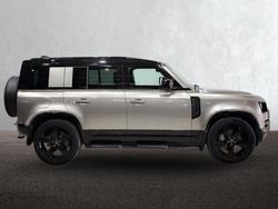 2025 Land Rover Defender 110 D350 X-Dynamic SE