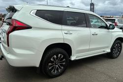2022 Mitsubishi Pajero Sport GLS