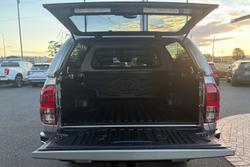 2019 Toyota Hilux SR5