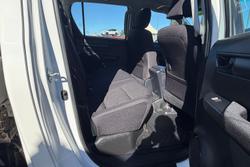 2024 Toyota Hilux SR