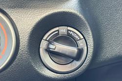 2024 Toyota Hilux SR