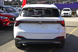 2026 MG MGS5 EV Essence 49 ZS3EM MY26 Dover White