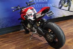 2022 Ducati STREETFIGHTER V4 Red