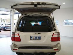 2004 Toyota Landcruiser GXL