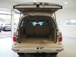 2004 Toyota Landcruiser GXL