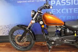 2017 Suzuki BOULEVARD S40 (LS650B) Orange