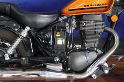 2017 Suzuki BOULEVARD S40 (LS650B) Orange