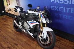 2017 BMW Motorrad S 1000 R SPORT BLUE/WHITE