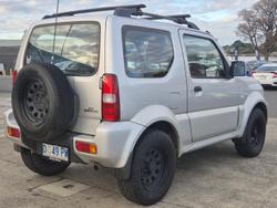 2013 Suzuki Jimny Sierra