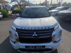 2021 Mitsubishi Outlander Exceed