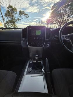 2017 Toyota Landcruiser GXL