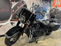 2019 Harley-Davidson Heritage Classic 114 (FLHCS) Softail Black