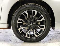 2018 Mitsubishi Outlander PHEV Exceed