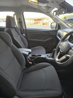 2025 Isuzu D-MAX SX
