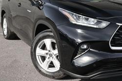 2024 Toyota Kluger GX
