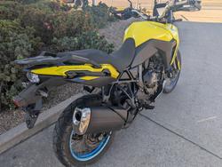 Suzuki V-Strom 800 (DL800RQ)