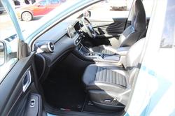2021 MG HS PHEV Essence