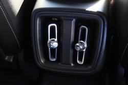 2021 Volvo XC40 T5 R-Design