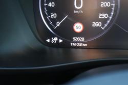 2021 Volvo XC40 T5 R-Design