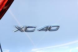 2021 Volvo XC40 T5 R-Design
