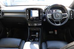 2021 Volvo XC40 T5 R-Design