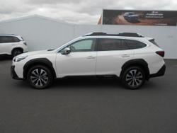 2025 Subaru Outback AWD Touring XT