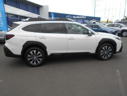 2025 Subaru Outback AWD Touring XT