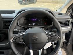 2025 Renault Trafic Crew Pro