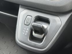 2025 Renault Trafic Crew Pro